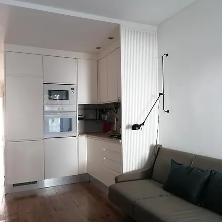 Casa Com Jardim Privado Appartamento