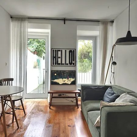 Casa Com Jardim Privado * Lisboa