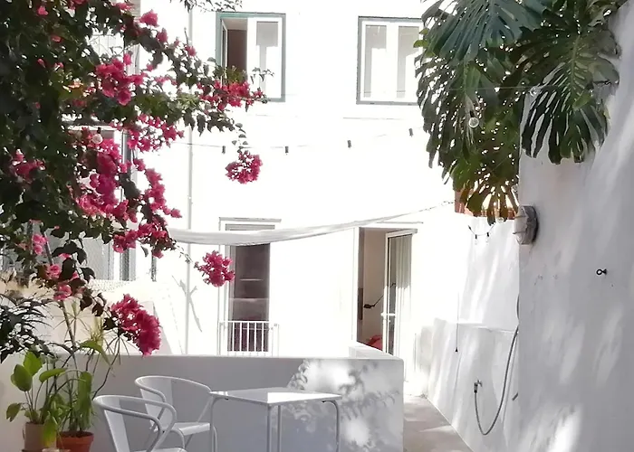 Casa Com Jardim Privado Апартаменты Лиссабон