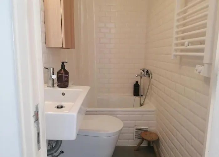 Апартаменты Casa Com Jardim Privado *